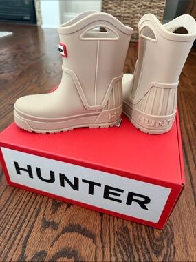 Hunter Short Rain Boots in Nude